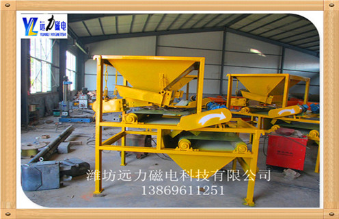 2.关于草莓视频色板下载内部的杂物和润滑作用,设备主要是选铁工作,要定期的对设备内清理,如果发现底部有掉落的杂物料,要及时的清理,而且对轴承之间要及时的清楚杂物然后做好润滑作用,防止对其的损坏. 3.关于草莓视频色板下载发热的情况,常见发热是电机的发热,或者是物料的处理方法不对,如果有此情况要及时的检查线路问题,看电压是否稳定,线路是否正常,如果有老化要更换,夏天是最容易发热的,对设备要做好避暑工作. 4.草莓视频色板下载工作时产生强大的磁场,使其中杂铁会以极快的速度冲击本体,为保证冲击力不致对草莓视频色板下载造成影响,安装有专利技术弹性悬吊装置,用于吸收冲击能量,草莓视频污污污下载磁电草莓视频色板下载有效保护长期稳定的工作.